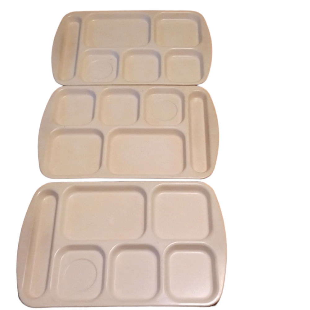 3 Vintage Cafeteria School Trays 6 Section Tan Beige Farmhouse GET TR-15…